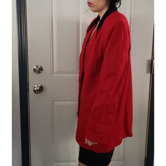 90s Sag Harbor Red Wool Blazer with Velvet Collar‎ - Picture 2 of 4